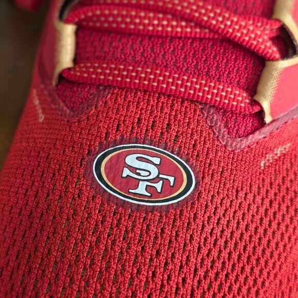Nike Zoom Pegasus 41 NFL San Francisco 49ers Team Issued PE Men's 9.5 FZ5070-600 - Picture 11 of 16